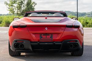 Producto TOP: Ferrari Roma-Spider 2024 Usado en Perfectas Condiciones, Motor V8 Twin-Turbo de 612 hp, Listo para Usar - Product Image 3