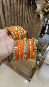 Bracelet traditionnel coloré pour femmes, en acier inoxydable, tailles et couleurs personnalisées, designs uniques, mariage pakistanais et indien - Product Image 4