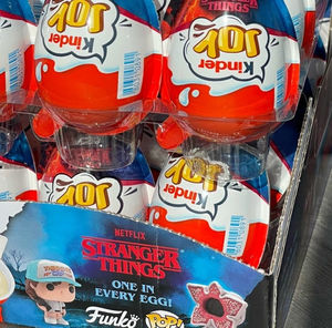 ช็อกโกแลตไข่ Kinder Joy ลาย Stranger Things ของแท้ พร้อมของเล่นข้างใน ขายดี 72 ชิ้น x 20 กรัม แพ็คขายปลีก-ส่ง - Product Image 1