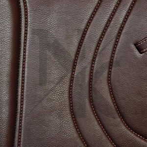 Selle de saut d'obstacles haut de gamme en cuir de vachette véritable pour une adhérence supérieure, produits d'équitation anglaise d'Inde - Product Image 6