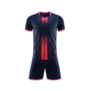 Conjunto de Uniforme de Fútbol Sublimado con Logotipo Personalizado, Uniformes de Entrenamiento de Secado Rápido, Equipación de Club, Estilo Retro, Corte 100% Automatizado - Product Image 3