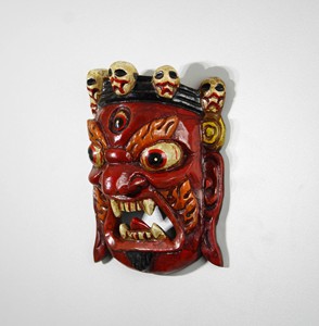 Masque Bhairav en bois fait main à suspendre au mur, masque bouddhiste tibétain traditionnel, décoration ethnique, art mural tribal - Product Image 5