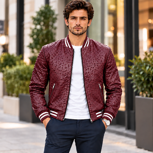 Herren Burgunderrote Strukturierte Lederbomberjacke im Varsity-Stil - Product Image 1