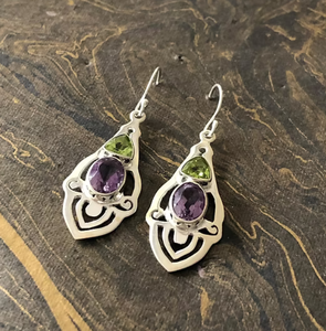 Vintage 925 <b>Silver</b> <b>Drop</b> <b>Earrings</b> With Amethyst And Peridot Bezel Set Water <b>Drop</b> Shape For Women's Everyday Wear - Product Image 2