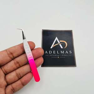Pince à épiler professionnelle pour extensions de cils, 65 degrés, à prise en forme de cœur, précise, durable, en acier inoxydable, impression de logo personnalisée, haute qualité - Product Image 2
