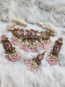 Parures de bijoux en laiton de qualité supérieure avec collier et boucles d'oreilles pour femmes, design de créateur, pour soirées, OEM ODM - Product Image 2