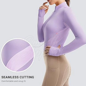 Haut de sport moderne pour femme à manches longues, léger, respirant et confortable, avec des caractéristiques écologiques et un design polyvalent - Product Image 6
