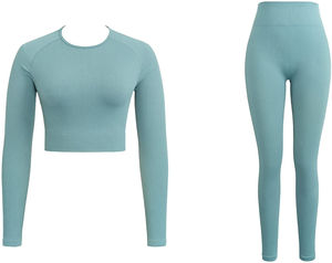 ชุดออกกำลังกายแบบสองชิ้น เสื้อครอปท็อปและเลกกิ้งผ้ายืดสูง พิมพ์โลโก้ OEM ได้ตามสั่ง สำหรับผู้หญิง ทรงเข้ารูป ถักทอแน่น สไตล์ฮิปฮอป ไซส์พลัส สำหรับฤดูหนาว - Product Image 1