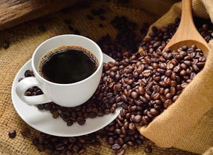 Organic Roasted <b>Coffee</b> <b>Beans</b> Natural Process Arabica and Robusta Blend Rich Aroma Freshly Packed for Exporting - Product Image 4
