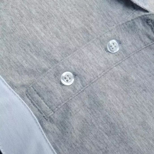 เสื้อยืดแขนสองชั้นผ้าฝ้าย 100% ใส่สบายสำหรับผู้ชาย ทรงหลวม ลายเรียบ ระบายอากาศได้ดี แห้งเร็ว - Product Image 4