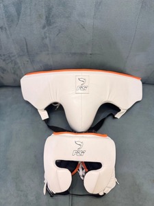 Conjuntos de Boxeo Personalizados 2026, Nuevos Guantes de Boxeo Fly Hechos a Medida, Protector de Cabeza y Protector Inguinal - Product Image 2