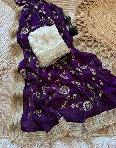 Sari indien traditionnel ethnique pour occasions de fête, avec broderies, pour mariage et événements festifs, tenue élégante pour femmes - Product Image 3