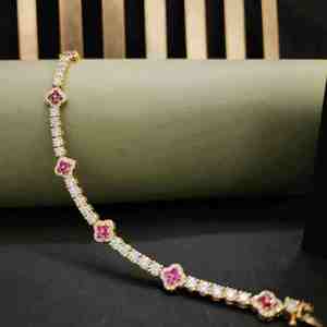 กำไลข้อมือทองคำแท้ 18K แบบคลาสสิก ประดับเพชรทรงกลมเจียระไนแบบบริลเลียนท์ ลายดอกไม้ สำหรับผู้หญิง สไตล์งานแต่งงาน - Product Image 3