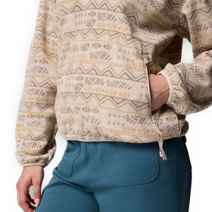Veste polaire tendance pour femme, unie, à demi-zip, en polyester recyclé doux, ODM, décontractée, pour l'extérieur, avec poches zippées, pour le quotidien - Product Image 3