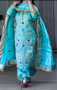 ZAIN EXPORT lanza un nuevo conjunto de fiesta de diseño con top, dhoti salwar y dupatta en crepé natural de secado rápido. - Product Image 3