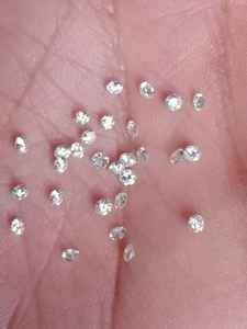 เพชร VS1 ทรงกลมเจียระไนแบบบริลเลียนท์ เพชรเลี้ยงในห้องปฏิบัติการ น้ำหนัก 0.01 ถึง 1.00 กะรัต เพชรเม็ดเดี่ยวสำหรับทำแหวน เครื่องประดับ ของขวัญ - Product Image 3