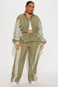 Custom Reflective Waterproof Hooded <b>Windbreaker</b> Tracksuit Set Unisex <b>Black</b> Sportswear Lightweight Running Fitness Activewear OEM - Product Image 3