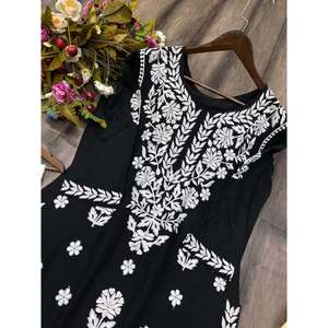 DESIGNER RAYON FIL DE COTON BRODERIE TRAVAIL KURTI AVEC PALAZZO NOIR - Product Image 4