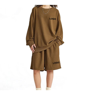 Ensemble T-shirt et short à manches longues teint et délavé à l'acide, T-shirt oversize imprimé style streetwear hip-hop délavé à l'acide avec logo - Product Image 5