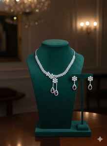 ชุดสร้อยคอทองเหลืองคุณภาพสูงสำหรับผู้หญิง พร้อมเครื่องประดับแฟชั่นทำมือสำหรับงานแต่งงานและโอกาสพิเศษจากอินเดีย - Product Image 4