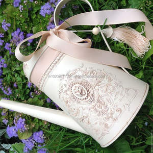 Bidon d'eau galvanisé floral en émail coloré adapté à la décoration de mariage rustique fêtes de jardin en plein air et aux soins quotidiens des plantes à domicile - Product Image 1