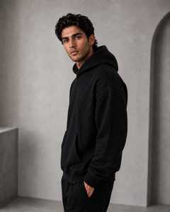 Sweat à capuche en molleton micro-brillant noir pour homme – Pull à capuche décontracté à épaules tombantes et coupe oversize - Product Image 5