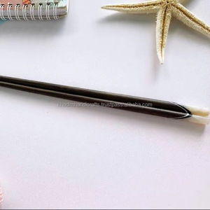 Palillos de madera natural para niños, bordes seguros y lisos con formas divertidas para un fácil aprendizaje - Product Image 1