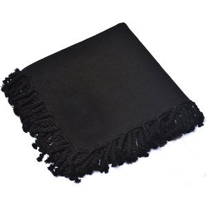 Kilt écossais traditionnel noir uni, motif tartan écossais, confectionné en laine acrylique 100% durable de 16 oz - Product Image 1