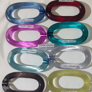 โซ่เรซิ่นหลากสีสันรักษ์โลก  สามารถปรับแต่งโลโก้ได้ มีทั้งขนาดใหญ่และขนาดเล็ก ของตกแต่งบ้านโดยงานฝีมือของซานียา - Product Image 4