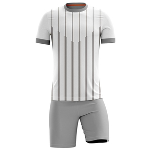 Servicio OEM disponible para personalizar camisetas de fútbol de manga corta 100% poliéster con logotipos y nombres de equipos personalizados. - Product Image 1