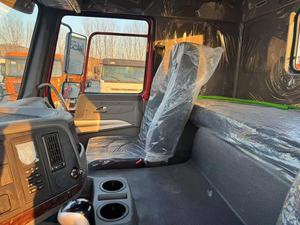 รถบรรทุกหัวลาก SINOTRUK HOWO ถังดีเซล 400-500 ลิตร ประสิทธิภาพสูง สำหรับขนส่งเหมืองระยะไกล 6x4 รถบรรทุกหัวลากมือสอง พวงมาลัยซ้าย - Product Image 6