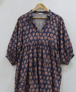 Robe mi-longue trapèze pour femme, 100 % coton, faite main, tissée, à motif floral dessiné à la main, col en V, manches bouffantes, taille naturelle, style traditionnel indien, formelle - Product Image 3