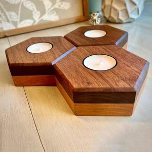 Ensemble de supports à bougies hexagonaux en bois, bois naturel, fait main, décoration d'intérieur, centre de table, cadeau, vente en gros - Product Image 2