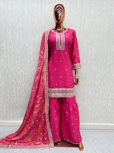 Traje de Chinon Bordado Listo para Usar, Largo hasta el Suelo, con Trabajo de Espejos para Mujer, Ropa Tradicional India y Pakistaní para Bodas - Product Image 2