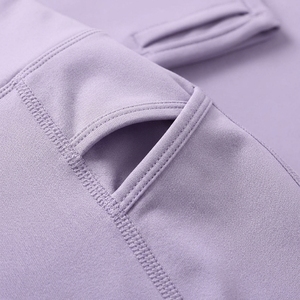 Conjunto de Top Deportivo y Shorts Morados para Mujer, Espalda Cruzada, Sin Costuras, para Yoga, Gimnasio, Ropa Deportiva, Etiqueta Privada Personalizada, OEM - Product Image 6