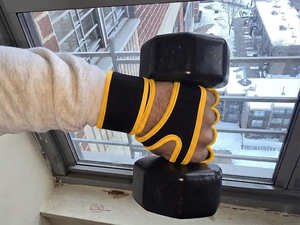 Almohadillas Premium de Alta Resistencia para Levantamiento de Pesas, Protectores de Manos Acolchados para Gimnasio y Entrenamiento, Soporte Antideslizante para Muñecas en Peso Muerto - Product Image 2