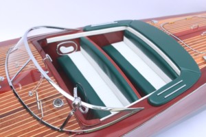 Modèle de bateau rapide italien en bois peint à la main RIVA ARISTON DARK BLUE HULL, sur pied, personnalisé, cadeau d'affaires, collection - Product Image 4