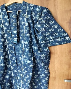 Ropa de Dormir para Mujer, Kimono Estampado, Algodón, Estampado Floral a Mano, Transpirable, Manga Larga, Disponible en Todas las Tallas - Product Image 3