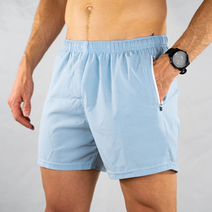 Shorts d'entraînement personnalisés en maille rouge avec cordon de serrage central, empiècements latéraux contrastants, séchage rapide, respirant, extensible dans quatre directions, vêtements de sport actifs - Product Image 1