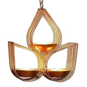 Porte-lampe à thé en fer doré fait à la main, parfait pour la décoration intérieure, les événements, les accessoires d'éclairage, élégants et élégants. - Product Image 3