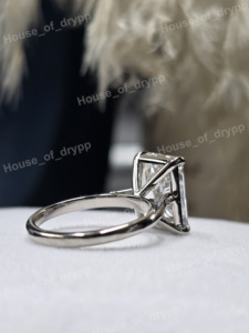 Anillo de Compromiso Solitario con Corte Radiante, Plata 925, Moissanita VVS, Engaste de Garras, Joyería Fina Clásica para Mujer - Product Image 5