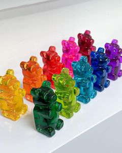 Cabujones de resina luminosos de oso de goma de colores, con base plana, modelados a mano, cuentas de oso de goma, dijes para decoración de uñas y llaveros - Product Image 3