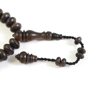 Perles de prière islamiques en bois naturel de haute qualité, fabriquées à la main, design personnalisé, personnalisation possible. - Product Image 1