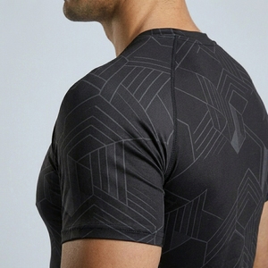 OEM Custom Men's Sporty Jersey Half Sleeve Compression Fitness Shirt Stretch Athletic Gym Workout Performance Apparel - Product Image 4