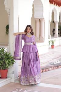 Ensemble Lehenga Choli de qualité supérieure pour les mariages, les festivals, les soirées et les célébrations traditionnelles, disponible à un prix abordable - Product Image 4