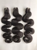 Nouvelle Arrivée Extensions de Cheveux Humains Vietnamiens 100% Bruts Non Transformés Grade 12A Tissage de Cheveux Double Trame Style Ondulé Corps Entier