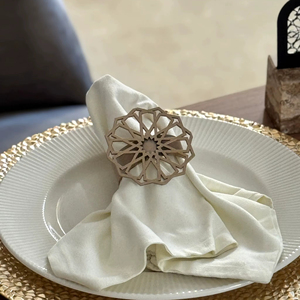 Anneaux de serviette en bois naturel découpé en forme de mandala, accessoires de table minimalistes, anneaux de serviette en bois marocain arabesque - Product Image 1