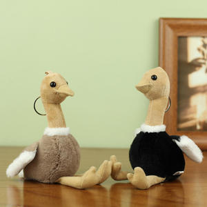 Peluche d'autruche en peluche noire et beige 31cm-50cm pour enfants de 2 à 4 ans unisexe - Product Image 3