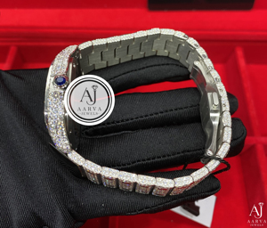 นาฬิกาข้อมือแฟชั่นคุณภาพสูง ตัวเรือนสแตนเลสสตีล หน้าปัดสี่เหลี่ยม สายพลาสติกคริสตัล เหมาะสำหรับทั้งชายและหญิง ใช้เป็นของขวัญ หรือโชว์แฟชั่น - Product Image 4
