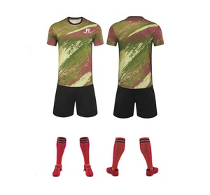 Vêtements de sport confortables pour hommes, uniforme de football 100% polyester, uniforme de football sur mesure pour hommes - Product Image 5